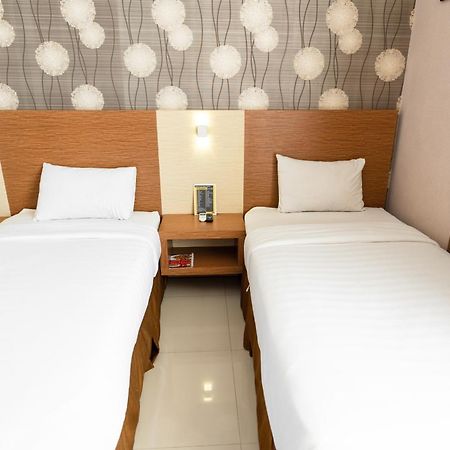 Neo Cempaka Hill Hotel Jembel Екстериор снимка