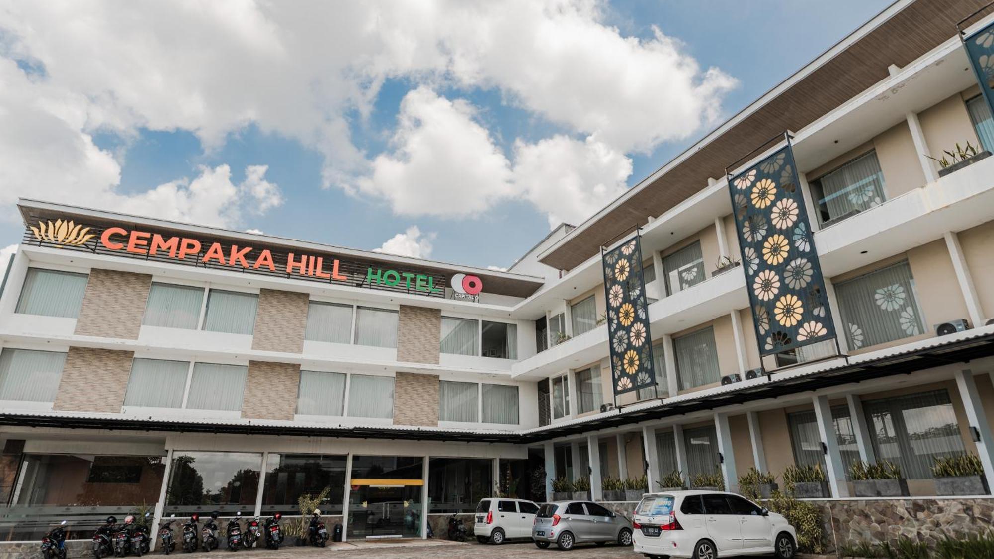 Neo Cempaka Hill Hotel Jembel Екстериор снимка